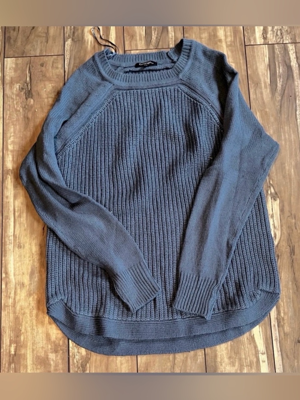 George blue ribbed crewneck sweater size medium